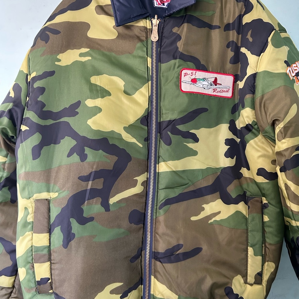 Black Jacket - Picture 6 of 10